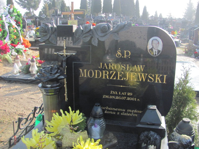 Jarosław Modrzejewski 1972 Jedwabno - Grobonet - Wyszukiwarka osób pochowanych